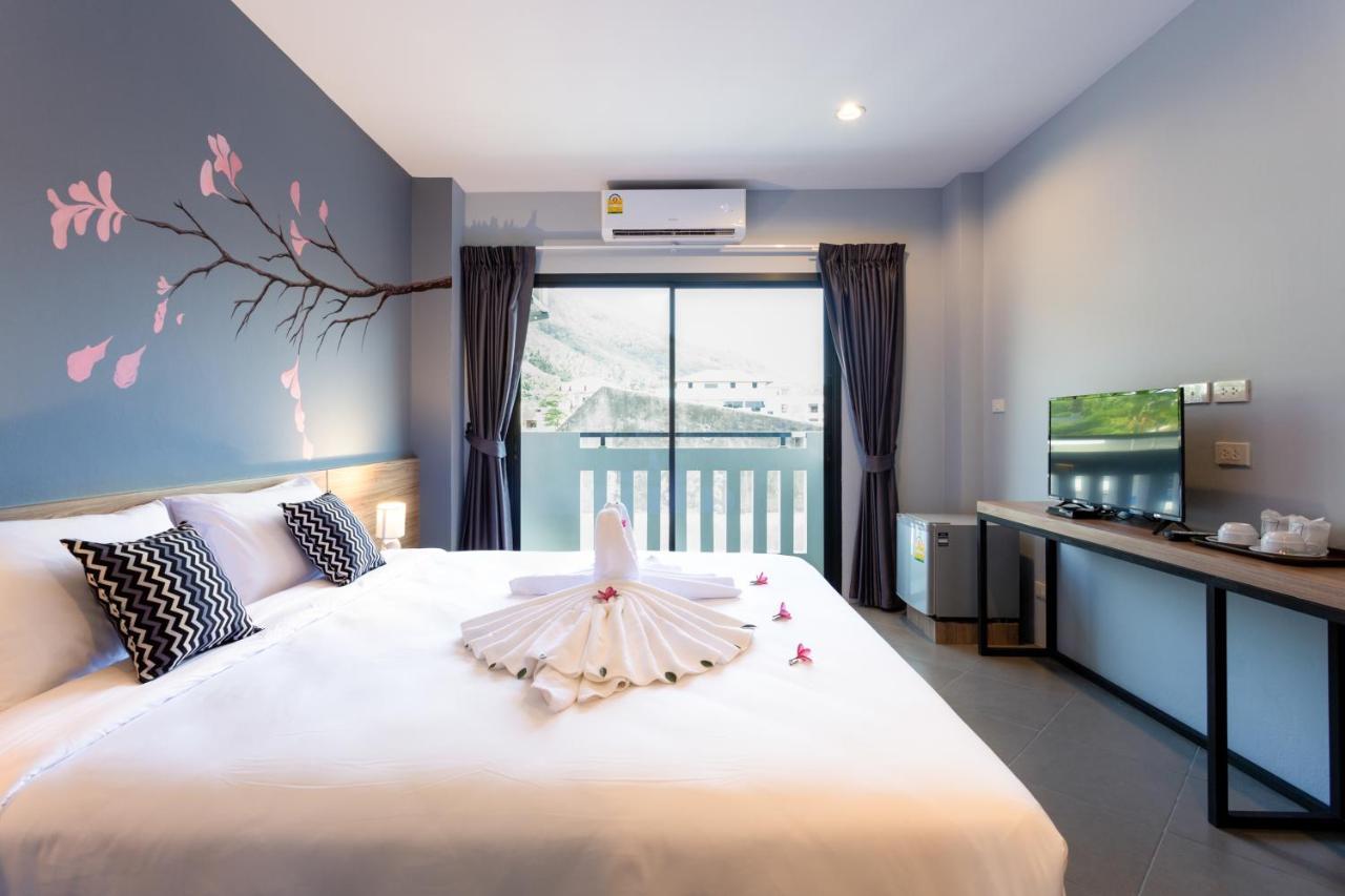 Inest Poshtel Hostel Bãi biển Kata Ngoại thất bức ảnh